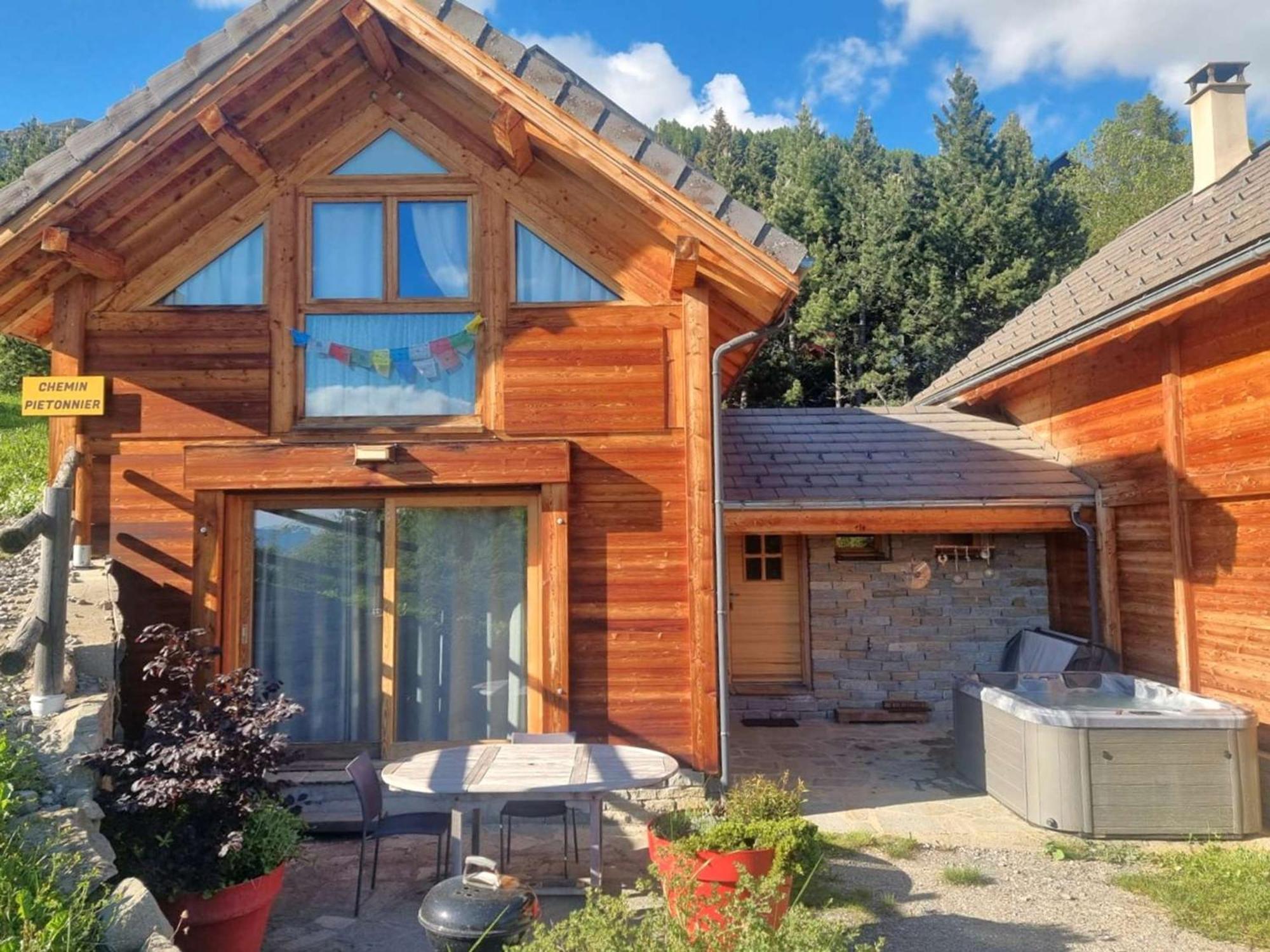 Chalet 6 Pers Avec Spa, Terrasse Plein Sud A Saint-Michel-De-Chaillol - Fr-1-393-22 Luaran gambar